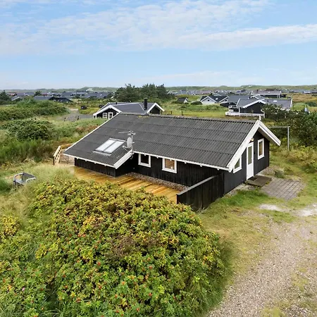 Pet Friendly In Hvide Sande With Wifi Dom wakacyjny Bjerregård
